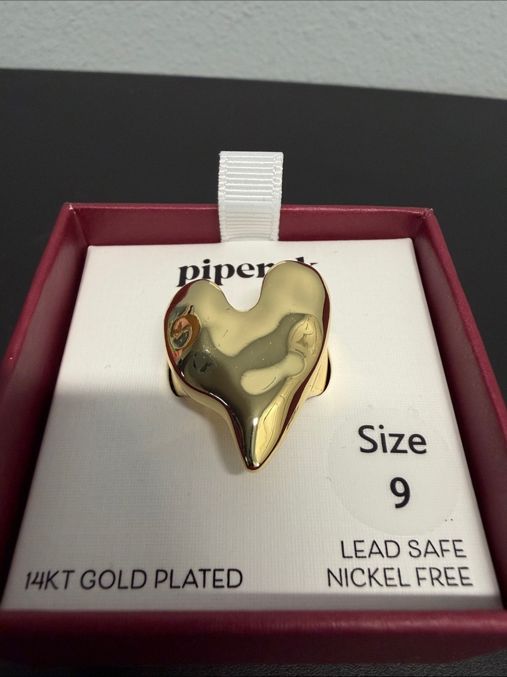 Piper K | Gold-Tone Hammered Heart Ring | Size 9 - Picture 4 of 8